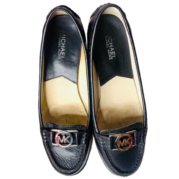 Michael Kors Shoes - MICHAEL KORS BLACK LEATHER HEELED BLOCK HEELS DESIGNER SHOE WOMEN SIZE 39